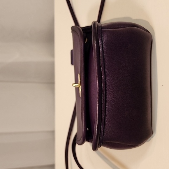 Vintage Coach Purple Everett  #9934 - Picture 8 of 17